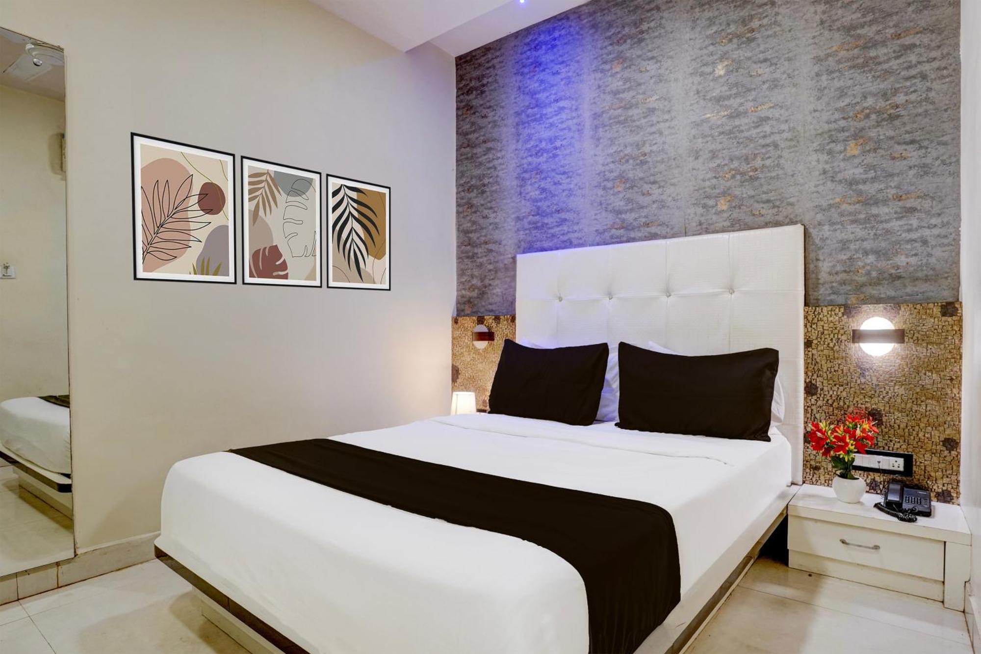 Hotel O Golden Star Мумбаи Экстерьер фото